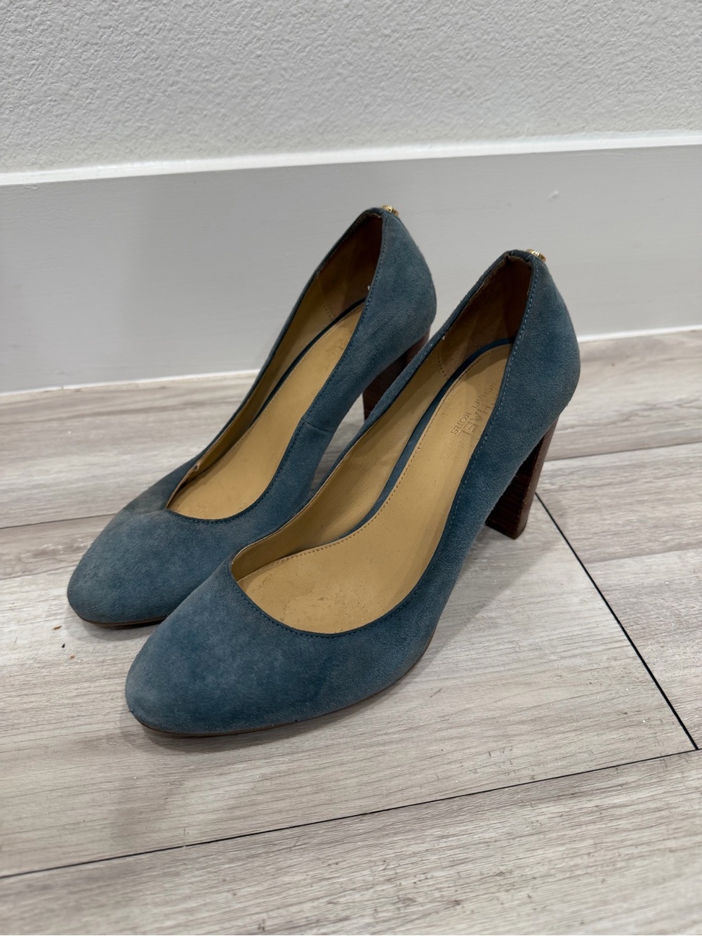 Michael Kors Teal Suede Round-Toe Block Heel Pumps